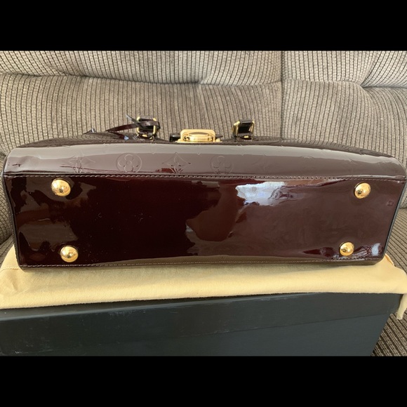 Authentic Louis Vuitton Melrose Avenue Handbag - Picture 5 of 10
